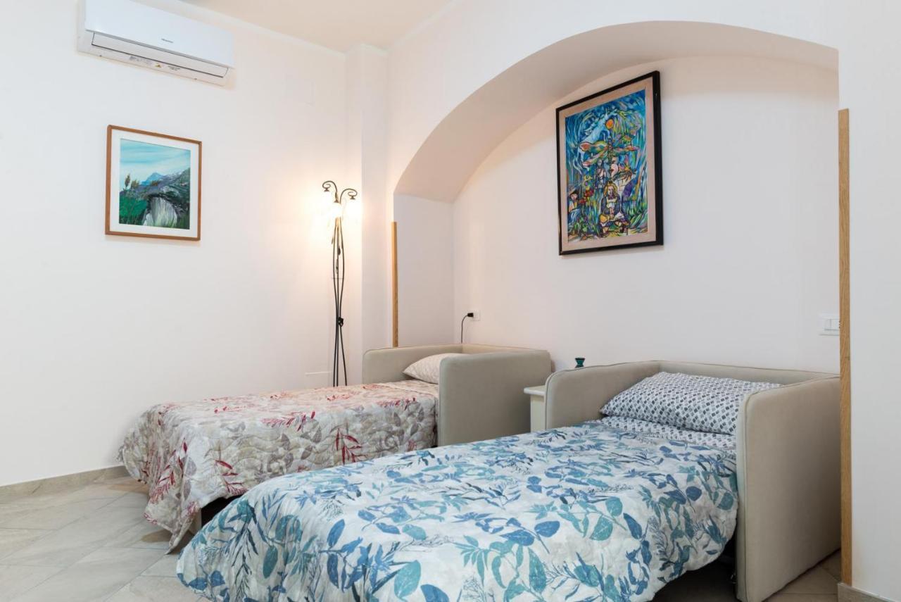 Casa Vacanza Rosy Di Guida Rosy Giungano エクステリア 写真
