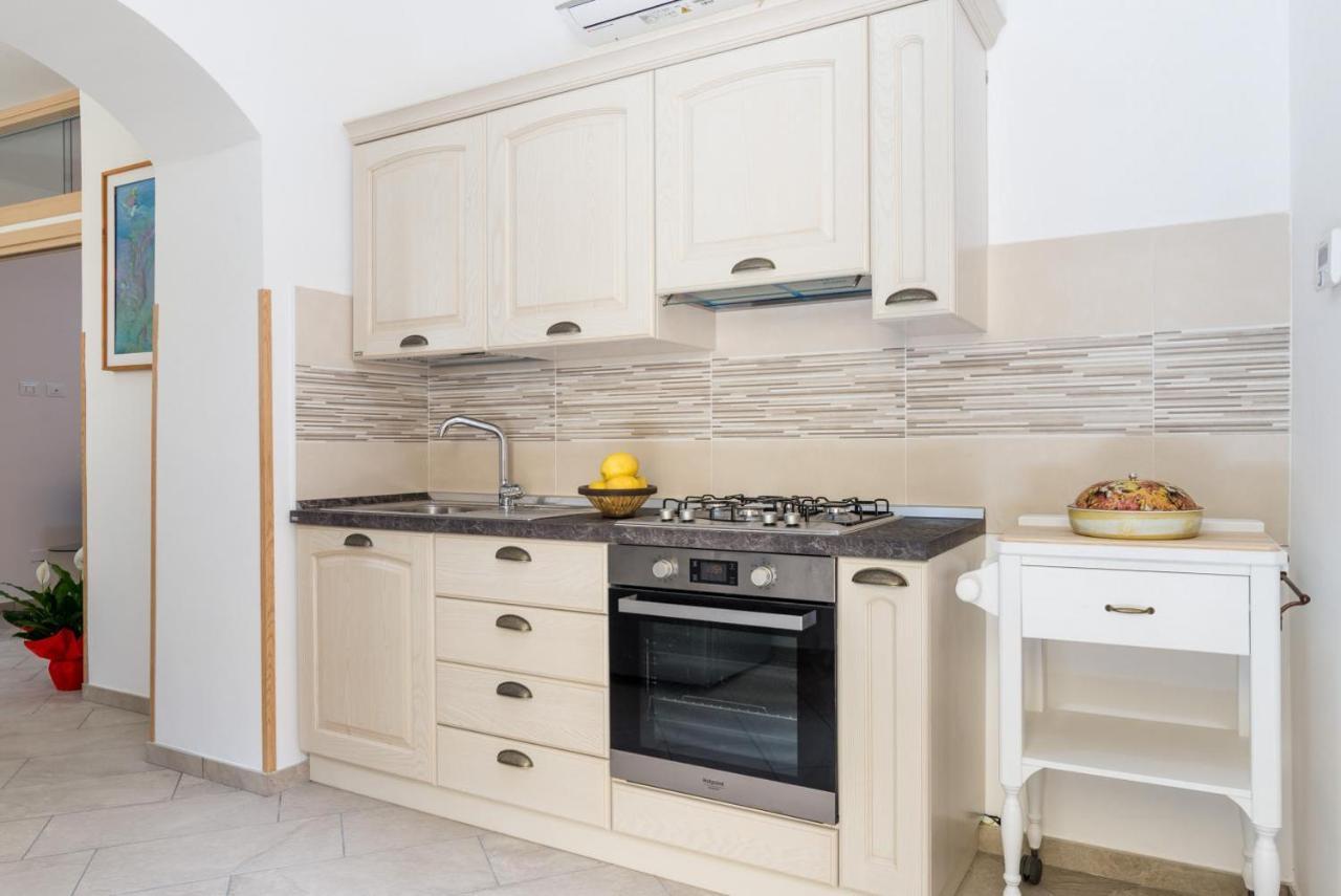 Casa Vacanza Rosy Di Guida Rosy Giungano エクステリア 写真